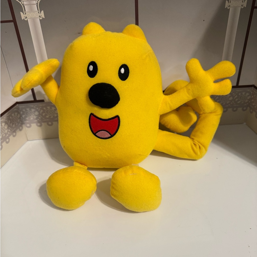Vintage Wow, Wow Talkie-talk Wabbzy Plush